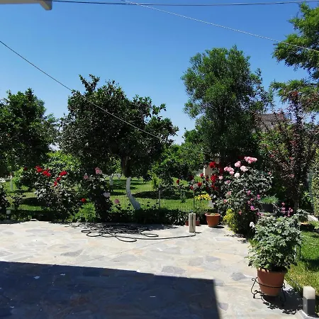 Kardiakafti Village * Gastuni