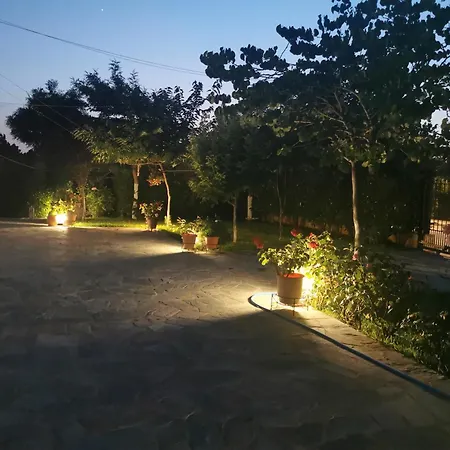 Kardiakafti Village *