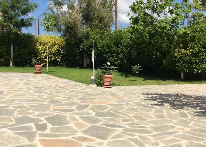 Lägenhet Kardiakafti Village Gastuni