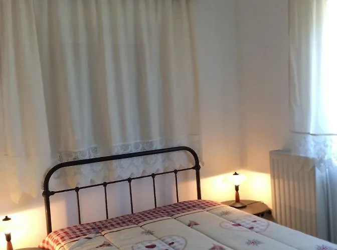 Lägenhet Kardiakafti Village